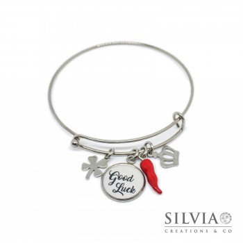 Bracciale bangle con ciondolo Good Luck e ciondoli portafortuna