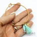Bracciale bangle in acciaio color oro con ciondolo pesce e nappina
