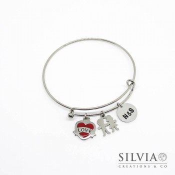 Bracciale bangle in acciaio a tema amore con iniziali da incidere e cuore Love