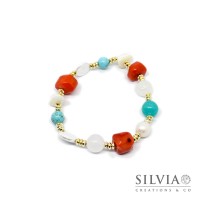 Bracciale elastico Sandra con perle turchese e corallo Bracciale elastico Sandra con perle turchese e corallo