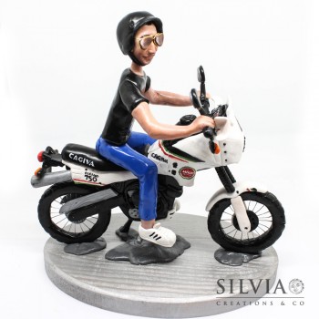 Cake topper personalizzato con moto e ragazzo