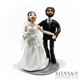 Cake topper sposi esempio posa due