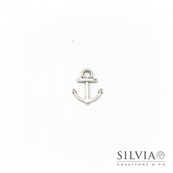 Charm a forma di ancora argento antico in zama 19x15 mm
