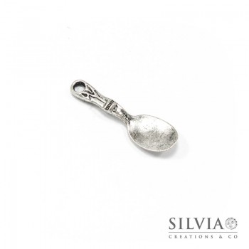Charm a forma di cucchiaio argento antico in zama 41x12 mm