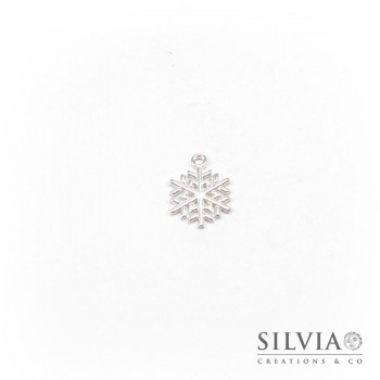 Charm a forma di fiocco di neve argento in zama 20x15 mm
