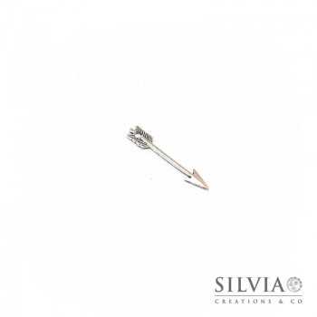 Charm a forma di freccia argento antico in zama 29x5 mm