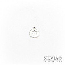 Charm a forma di tondo con stella argento antico in zama 18x15 mm 