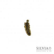 Charm a forma di piuma bronzo in zama 30x9 mm