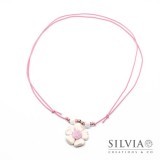 Collana cordino cerato con fiore bianco e rosa