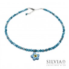 Collana girocollo donna con perle di acquamarina blu chiaro da 4 mm e fiore non ti scordar di me