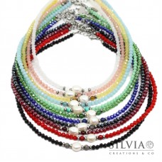 Collana girocollo cristalli a rondella colorati con perla centrale