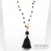 Collana filo oro ad uncinetto con cristalli neri e charms