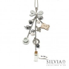 Collana lunga Alice in Wonderland inspired con charms rodio