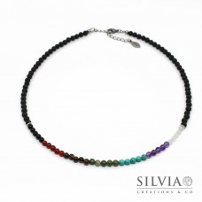 Collana uomo con pietre per i sette chakra e perle di pietra lavica da 4mm