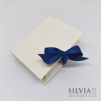 Scatolina portaconfetti a libro matelasse' 9,5x7,5x2,5cm Scatolina portaconfetti a libro matelasse' 9,5x7,5x2,5cm