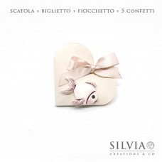 Confezione cuore seta bianca per bomboniere