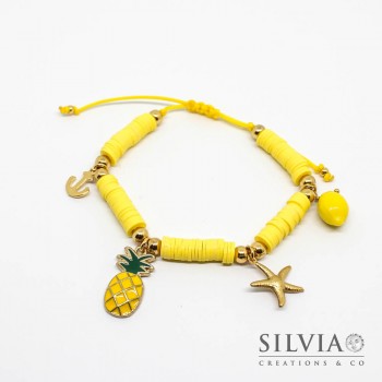 Bracciale cordino con perline heishi gialle e charms a tema tropicale