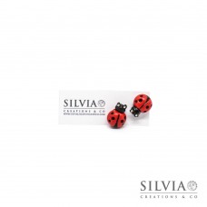 Orecchini a lobo con coccinella rossa
