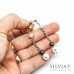Orecchini a perno con perle Swarovski bianche e grige e catena