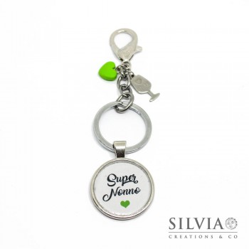 Portachiavi con scritta Super Nonno cuore verde e bicchiere