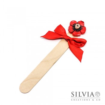 Segnalibro paletta di legno con fiore rosso e beige