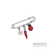 Spilla portafortuna cornetto coccinella e quadrifoglio Spilla portafortuna cornetto coccinella e quadrifoglio